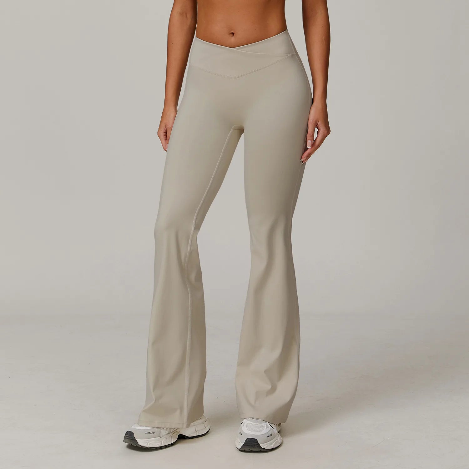 High-Quality Women’s Activewear – Mix & Match Fitness, Yoga, and Sportswear Pieces | Plus Size Running Bras, Leggings, and Workout Gym Apparel