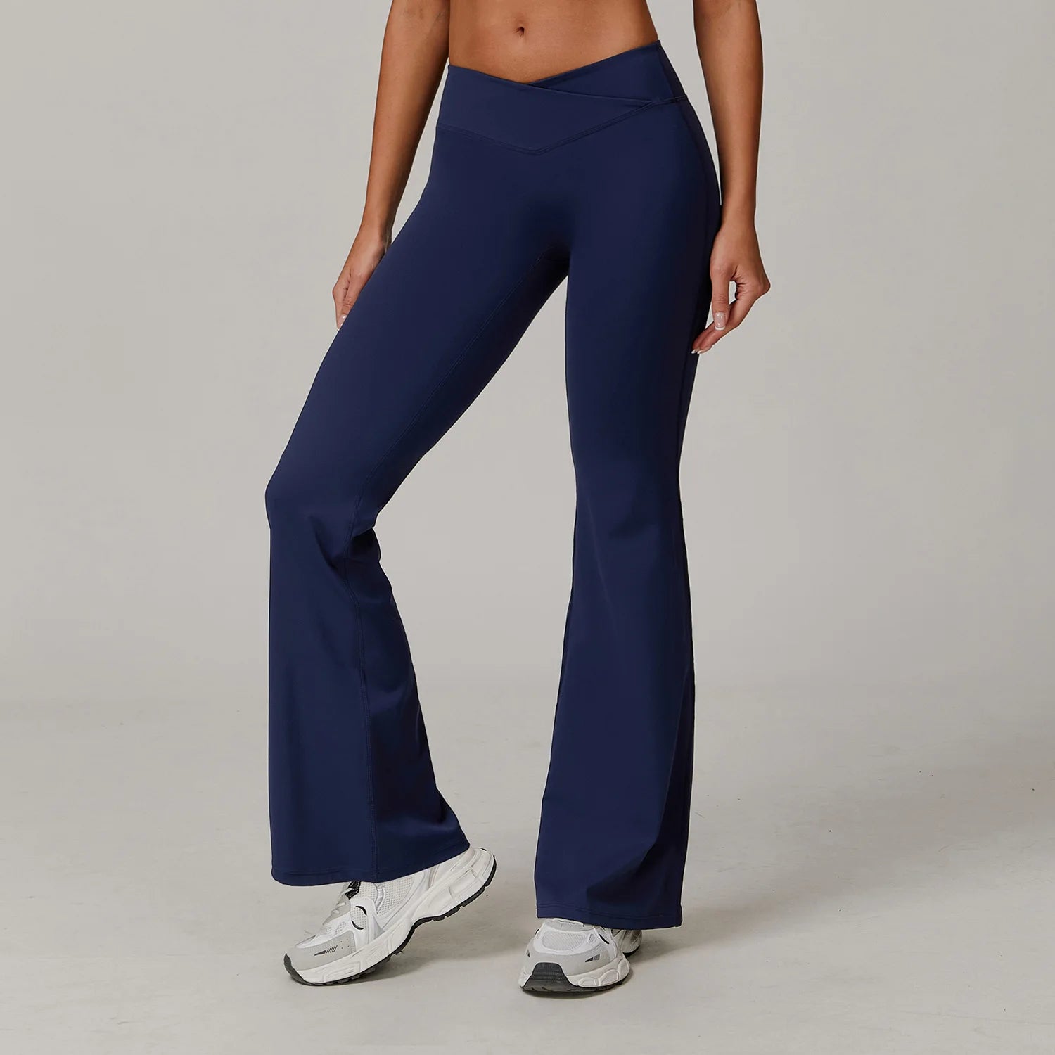 High-Quality Women’s Activewear – Mix & Match Fitness, Yoga, and Sportswear Pieces | Plus Size Running Bras, Leggings, and Workout Gym Apparel